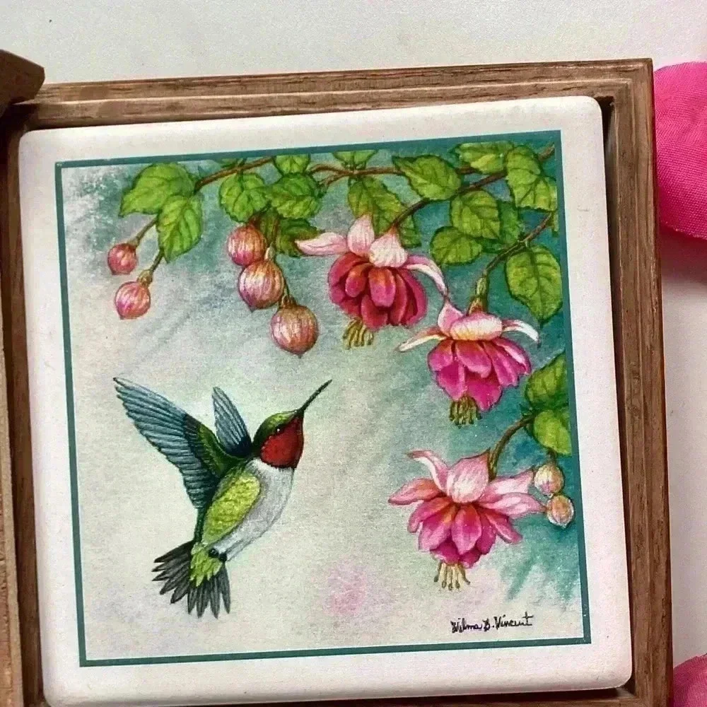 Vintage Hummingbird Set of 4 Coasters Pink Fuchsia Highlights ceramic coasters - Picture 8 of 15
